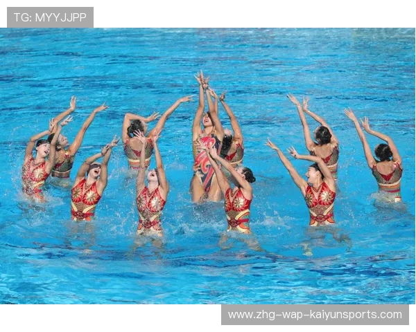 “世界游泳锦标赛:新加坡赛场上,游泳与水上芭蕾并肩竞技” “世界游泳锦标赛:新加坡赛场上,游泳与水上芭蕾并肩竞技”